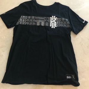 Nike - Kyrie Irving - Men - L